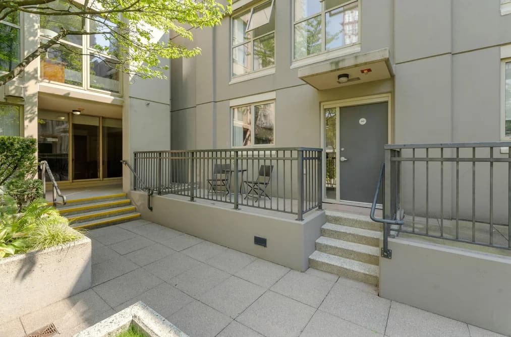 TH9 969 RICHARDS STREET, Vancouver, BC — Residential for Sale - Main Photo