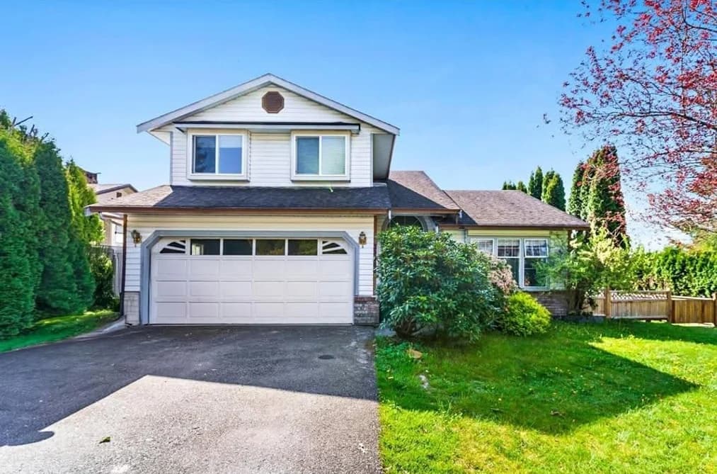 Upper-33480 BLUEBERRY DRIVE, Mission BC V2V 6J1 - Photo 1