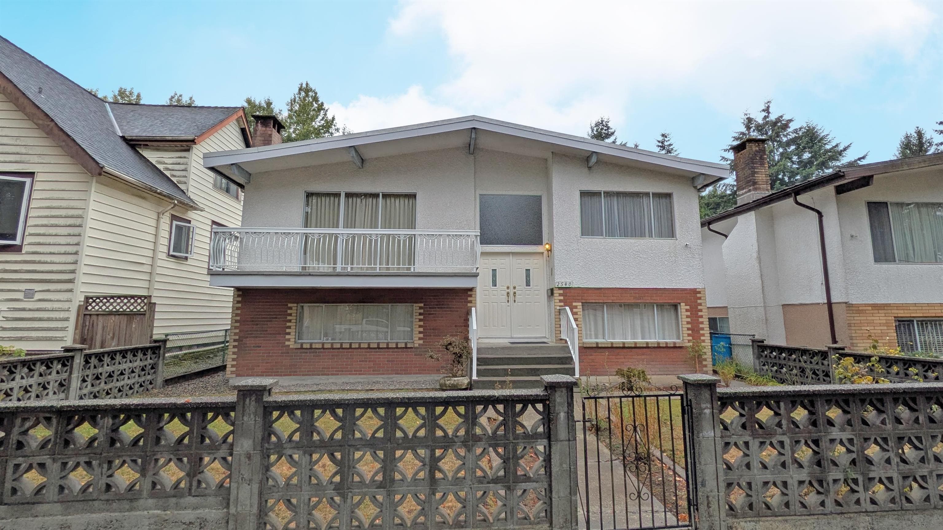 2540 E 25TH AVENUE, Vancouver, BC — Residential for Sale - Main Photo